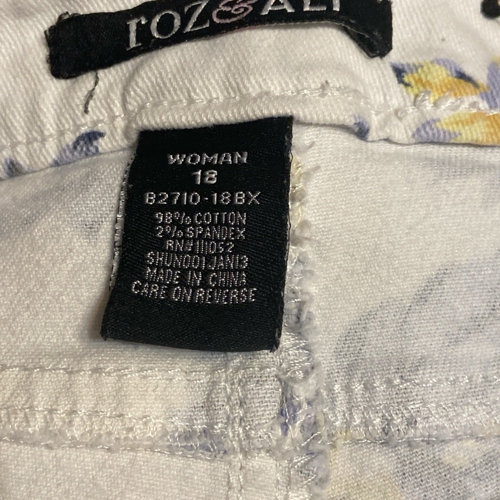 Roz & Ali Cream and Yellow Botanical Jeans - Picture 3 of 7